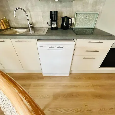 L'atelier Des Reves A 200 M De La Apartman *